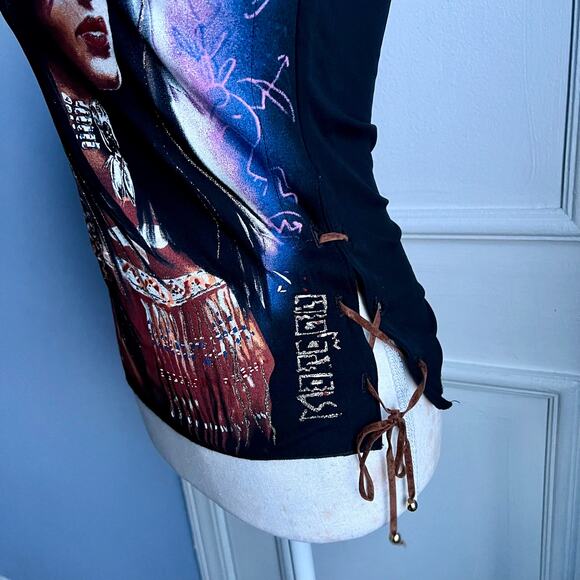 Y2K Morgan de Toi Tee Shirt Indian Princess Side Lace Cut Out Cap Sleeve Size XS - Picture 6 of 13